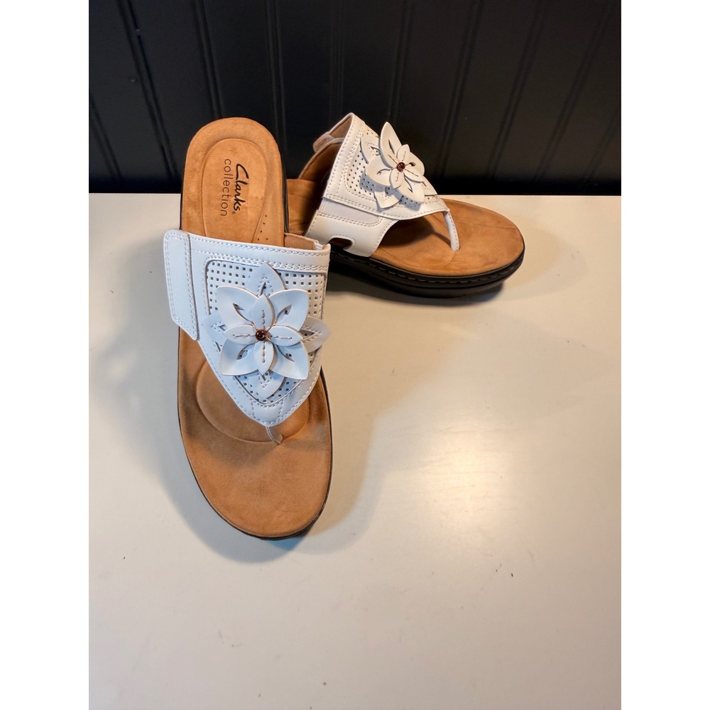 Clarks Collection White Floral Thong Wedge Sandals Womens 9 W 261870895065